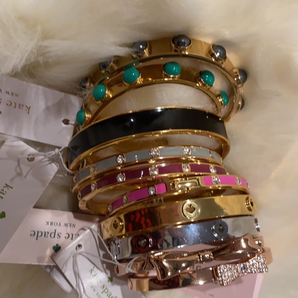 Accessories - Picture 2 of 2